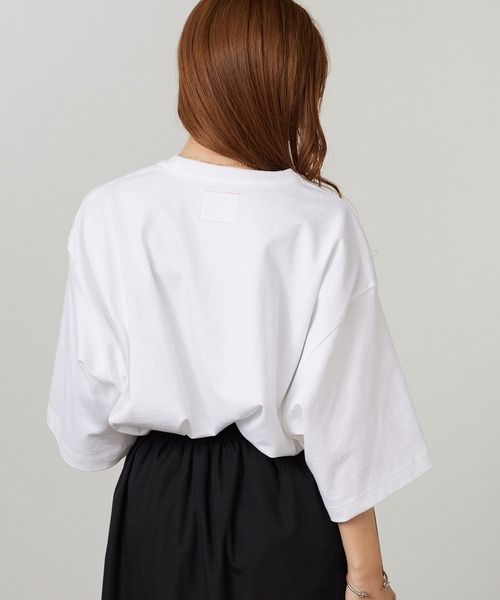 Garance et VioLette(ギャランスエトヴィオレット)の「Garance et VioLette/ギャランスエトヴィオレット ビックTEE ルーズフィット 秋 秋服 2026年秋冬(Tシャツ/カットソー・レディース・オレンジ/ホワイト/ブラック/グレー・1)」の16枚目の写真