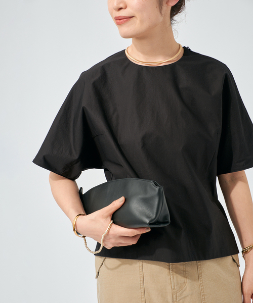 VERMEIL par iena(ヴェルメイユパーイエナ)の「cotton back satin T-ブラウス(シャツ/ブラウス・レディース・ブラック/ホワイト・FREE)」の8枚目の写真
