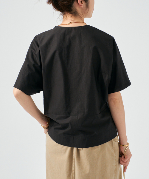 VERMEIL par iena(ヴェルメイユパーイエナ)の「cotton back satin T-ブラウス(シャツ/ブラウス・レディース・ブラック/ホワイト・FREE)」の9枚目の写真