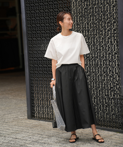 VERMEIL par iena(ヴェルメイユパーイエナ)の「cotton back satin T-ブラウス(シャツ/ブラウス・レディース・ブラック/ホワイト・FREE)」の11枚目の写真