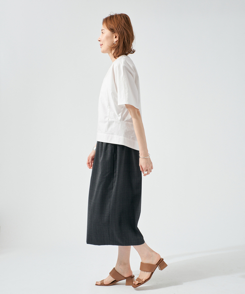 VERMEIL par iena(ヴェルメイユパーイエナ)の「cotton back satin T-ブラウス(シャツ/ブラウス・レディース・ブラック/ホワイト・FREE)」の16枚目の写真