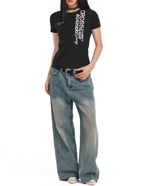 lilful(リルフル)の「【26年春夏新作】フロントプリントロゴコンパクト半袖Tシャツ(Tシャツ/カットソー・レディース・ホワイト/ブラック・M/S)」の19枚目の写真