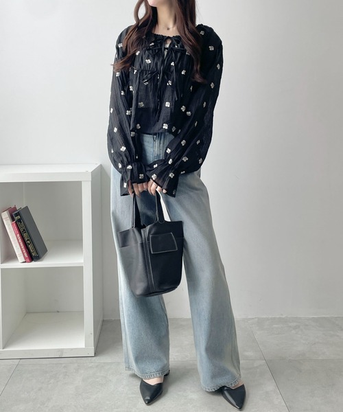 WEGO(ウィゴー)の「WEGO/楊柳刺繍ブラウス(シャツ/ブラウス・レディース・ホワイト/ブラック・FREE)」の7枚目の写真