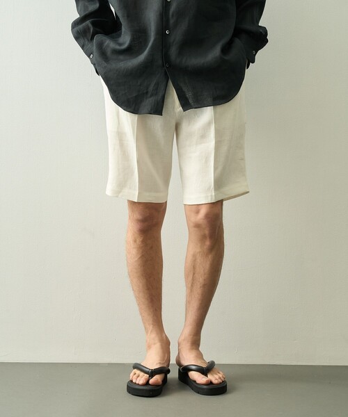 FUJI(フジ)の「【FUJI/フジ】LINEN ONE TUCK SHORTS(その他パンツ・メンズ・オフホワイト/ブラウン・4/5)」の2枚目の写真