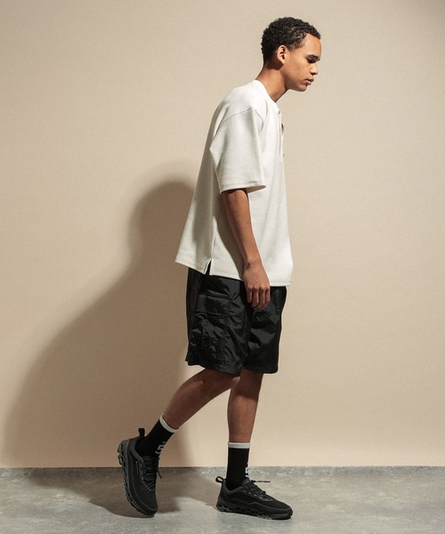 NUMERALS（ヌメラルズ）の「[NUMERALS]WAFFLE HENLEY T-SHIRT（Tシャツ/カットソー・メンズ・ベージュ/カーキ/ホワイト/ブラック・MEDIUM/LARGE）」の6枚目の写真