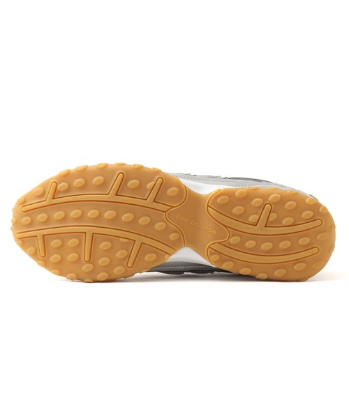 NEW BALANCE(ニューバランス)の「New Balance U204L9FU / ニューバランス U204L9FU【SP】(スニーカー・レディース・シルバー・28.0cm/27.5cm/27.0cm/26.5cm/26.0cm/25.5cm/25.0cm/24.5cm/24.0cm/23.5cm/23.0cm/28.5cm)」の6枚目の写真
