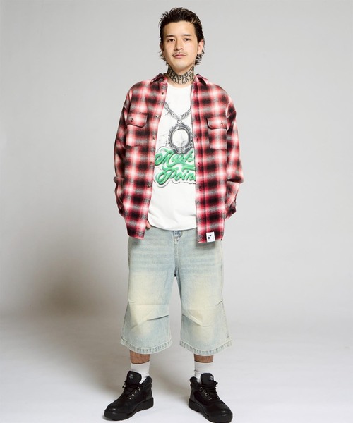 JOINT WORKS(ジョイントワークス)の「ラインストーン デニムショーツ / J Rhine Stone Denim Shorts(その他パンツ・レディース・ブラック/ブルー・MEDIUM/LARGE)」の15枚目の写真