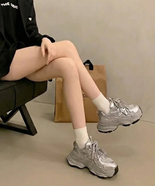 HAILY(ヘイリー)の「メタリックコンビ厚底スポーツスニーカー(スニーカー・レディース・シルバー/ブラック・23.0cm/23.5cm/24.0cm/24.5cm)」の10枚目の写真