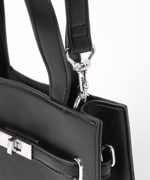 HARE(ハレ)の「ツイストバックルショルダーBAG(HARE)(ショルダーバッグ・メンズ・ブラック・FREE)」の14枚目の写真