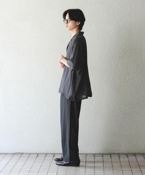 SENSE OF PLACE by URBAN RESEARCH(センスオブプレイスバイアーバンリサーチ)の「シアーヨウリュウオープンカラーシャツ(シャツ/ブラウス・メンズ・チャコールグレー/グリーン/ブルー/イエロー/ブラウン・LARGE/MEDIUM)」の11枚目の写真