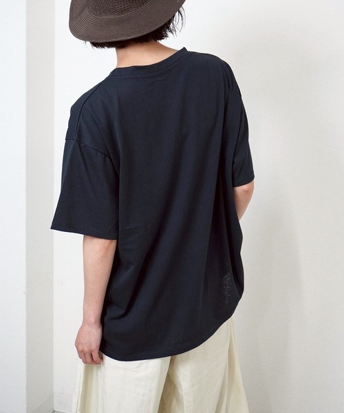 gossara（ゴサラ）の「【ほんのりシアーな素材感】スラブ天竺プリントＴ（Tシャツ/カットソー・レディース・ホワイト/ネイビー/カーキ・FREE）」の18枚目の写真