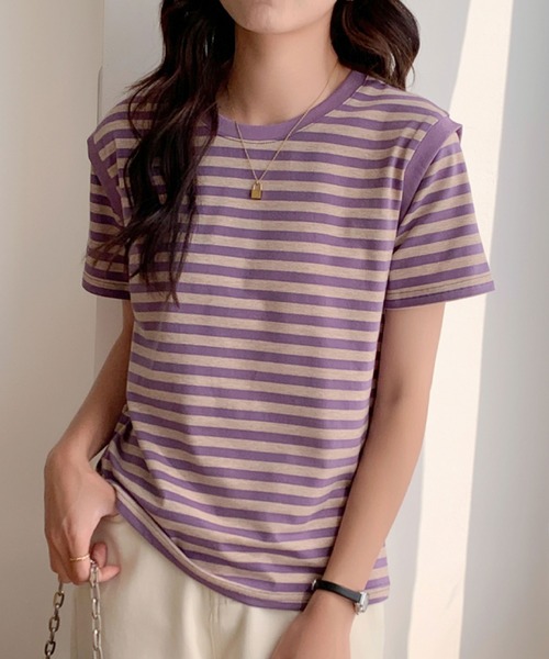 2ly2(トゥーリートゥー)の「ボーダーTシャツ レディース 半袖 ゆったり カットソー シンプル(Tシャツ/カットソー・レディース・ブラック/パープル・FREE)」の1枚目の写真