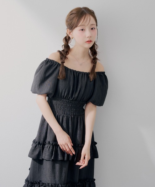 continuer de NICE CLAUP(コンティニューデナイスクラップ)の「たっぷりのティアードフリルが目を惹く、バルーン袖ティアードワンピース(ワンピース・レディース・ブラック系その他/ホワイト系その他/その他2/その他1/ブラック・FREE)」の3枚目の写真