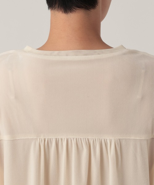 Elura(エルーラ)の「カットベロアフレンチプルオーバー/1057130(Tシャツ/カットソー・レディース・オフホワイト/ブルー/ブラック・FREE)」の14枚目の写真