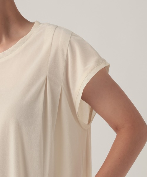 Elura(エルーラ)の「カットベロアフレンチプルオーバー/1057130(Tシャツ/カットソー・レディース・オフホワイト/ブルー/ブラック・FREE)」の15枚目の写真