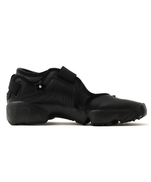 NIKE(ナイキ)の「NIKE WMNS AIR RIFT FLRT / ナイキ ウィメンズ エア リフト FLRT【SP】(スニーカー・レディース・ブラック・23.0cm/24.0cm/25.0cm/26.0cm/27.0cm)」の5枚目の写真