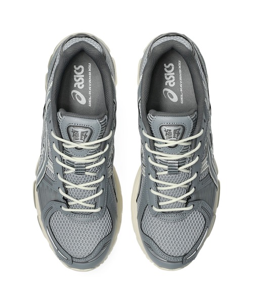 ASICS(アシックス)の「GEL-KAYANO 12.1 / ゲルカヤノ 12.1(スニーカー・メンズ・グレー系その他・27.5/25/26/29.5/24.5/22.5/28/23.5/29/27/24/26.5/28.5/25.5/23)」の5枚目の写真