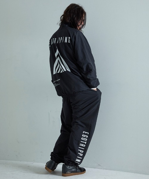 EGO TRIPPING(エゴトリッピング)の「mp15256-DAYGLYDE TRACK PANTS トラックパンツ(626755)(その他パンツ・メンズ・ブラック/ダークブラウン・M/L)」の3枚目の写真