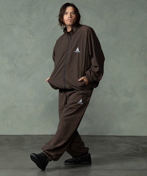 EGO TRIPPING(エゴトリッピング)の「mp15256-DAYGLYDE TRACK PANTS トラックパンツ(626755)(その他パンツ・メンズ・ブラック/ダークブラウン・M/L)」の22枚目の写真