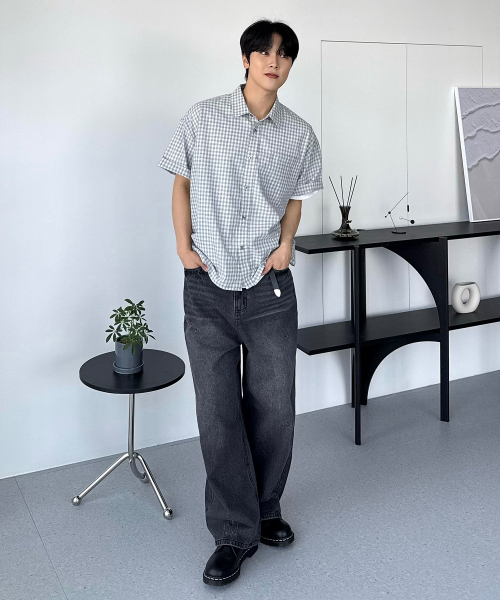 F.ILLUMINATE（フィルミネイト）の「セミクロップチェックハーフシャツ-グレー（シャツ/ブラウス・メンズ・その他・LARGE/SMALL/MEDIUM）」の3枚目の写真