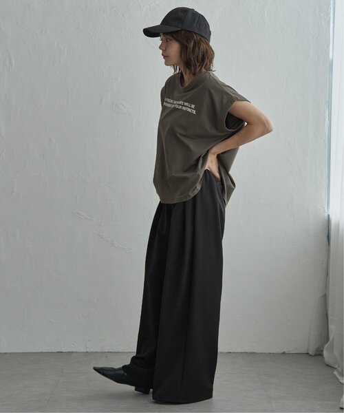 notch.(ノッチ)の「ドルマンロゴTシャツ(Tシャツ/カットソー・レディース・オフホワイト/ダークグレー・M)」の3枚目の写真
