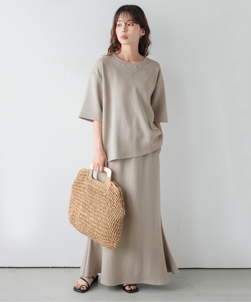La-gemme(ラジェム)の「リラックス マーメイド セットアップ(セットアップ・レディース・グレー/ベージュ/ブラック/オリーブ・L/M)」の19枚目の写真