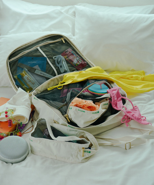 LeSportsac(レスポートサック)の「ON JOURNEY BOSTON アーバンデュー(ボストンバッグ・レディース・ホワイト・FREE)」の12枚目の写真
