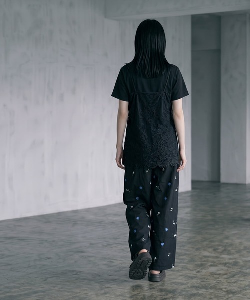 STYLE DELI(スタイルデリ)の「【BLK001】レースキャミレイヤードTシャツ(Tシャツ/カットソー・レディース・杢グレー/ブラック・FREE)」の6枚目の写真