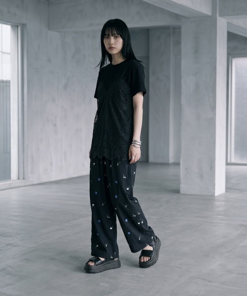 STYLE DELI(スタイルデリ)の「【BLK001】レースキャミレイヤードTシャツ(Tシャツ/カットソー・レディース・杢グレー/ブラック・FREE)」の8枚目の写真