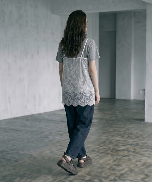 STYLE DELI(スタイルデリ)の「【BLK001】レースキャミレイヤードTシャツ(Tシャツ/カットソー・レディース・杢グレー/ブラック・FREE)」の11枚目の写真