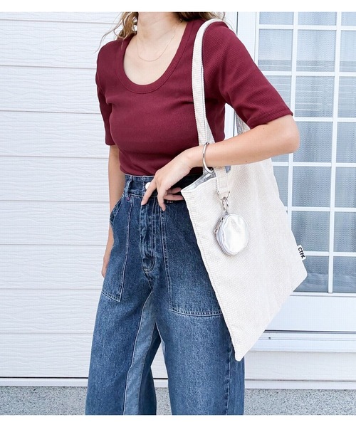 Q(キュー)の「QベーシックリブT(Tシャツ/カットソー・レディース・ボルドー/グレー・MEDIUM)」の7枚目の写真