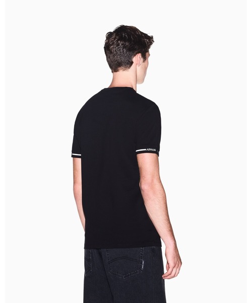 ARMANI EXCHANGE(アルマーニエクスチェンジ)の「【A|X アルマーニ エクスチェンジ】スリーブロゴ スリムフィット 半袖クルーネックTシャツ/EXTRA SLIM(Tシャツ/カットソー・メンズ・ブラック・LARGE/XX-LARGE/X-SMALL/X-LARGE/SMALL/MEDIUM)」の2枚目の写真
