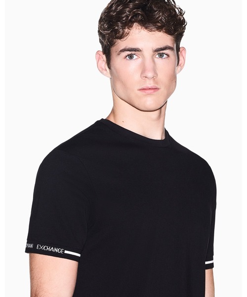 ARMANI EXCHANGE(アルマーニエクスチェンジ)の「【A|X アルマーニ エクスチェンジ】スリーブロゴ スリムフィット 半袖クルーネックTシャツ/EXTRA SLIM(Tシャツ/カットソー・メンズ・ブラック・LARGE/XX-LARGE/X-SMALL/X-LARGE/SMALL/MEDIUM)」の4枚目の写真