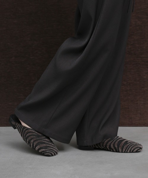 select MOCA Et（セレクトモカエト）の「【Et】Faux Fur Mule Slip-On（スリッポン・レディース・ゼブラ/ベージュ/ブラック・LARGE/MEDIUM/SMALL）」の8枚目の写真