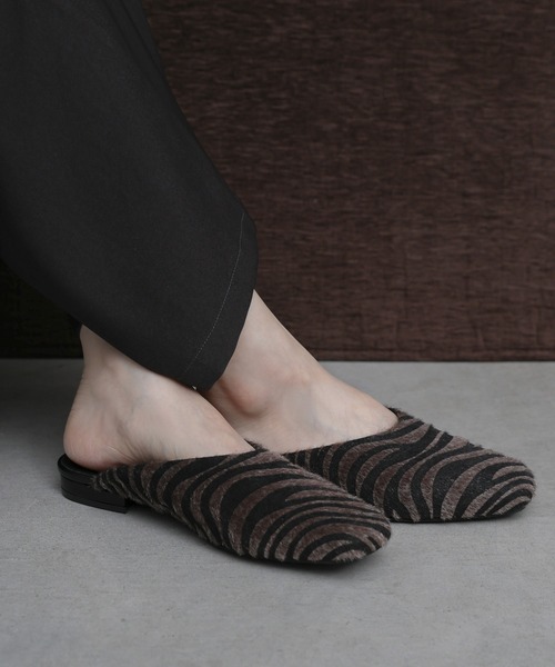 select MOCA Et（セレクトモカエト）の「【Et】Faux Fur Mule Slip-On（スリッポン・レディース・ゼブラ/ベージュ/ブラック・LARGE/MEDIUM/SMALL）」の11枚目の写真