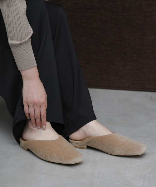 select MOCA Et（セレクトモカエト）の「【Et】Faux Fur Mule Slip-On（スリッポン・レディース・ゼブラ/ベージュ/ブラック・LARGE/MEDIUM/SMALL）」の20枚目の写真