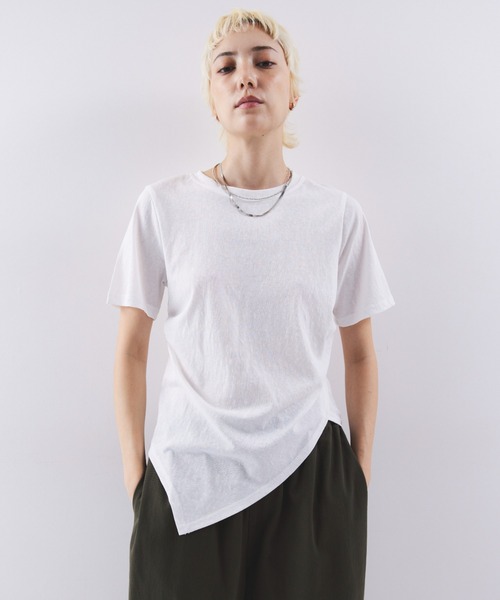 HANNE（アン）の「アシンメトリーヘムTEE（Tシャツ/カットソー・レディース・ブラック/ホワイト・FREE）」の12枚目の写真