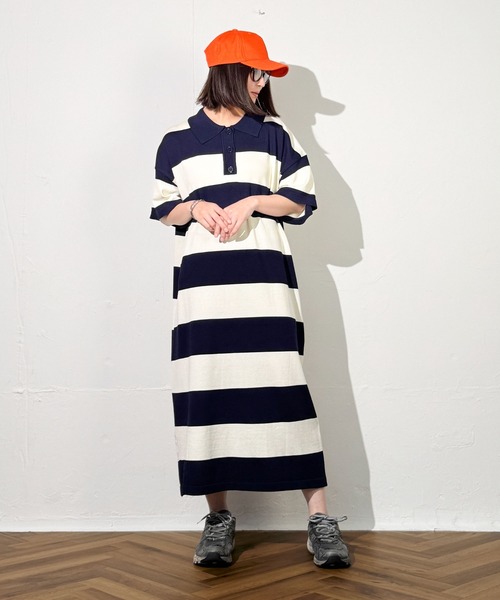 MAISON SELECT(メゾンセレクト)の「7E13 カラー ボーダーポロニットワンピース(ワンピース・レディース・ブラック×グリーン/ネイビー・FREE)」の2枚目の写真