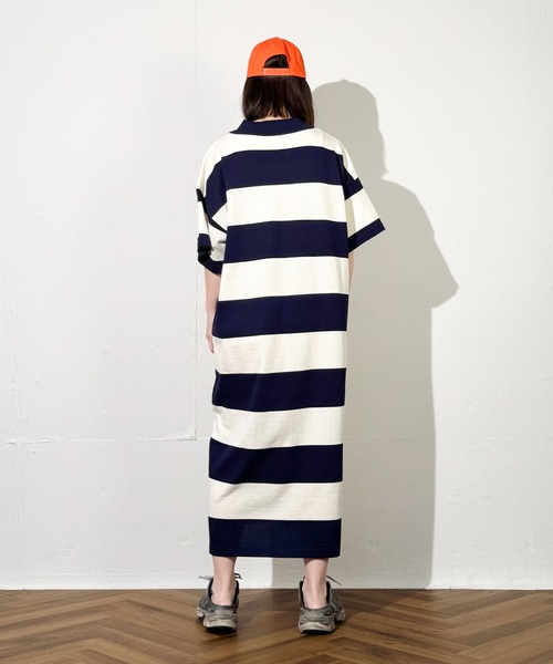 MAISON SELECT(メゾンセレクト)の「7E13 カラー ボーダーポロニットワンピース(ワンピース・レディース・ブラック×グリーン/ネイビー・FREE)」の11枚目の写真