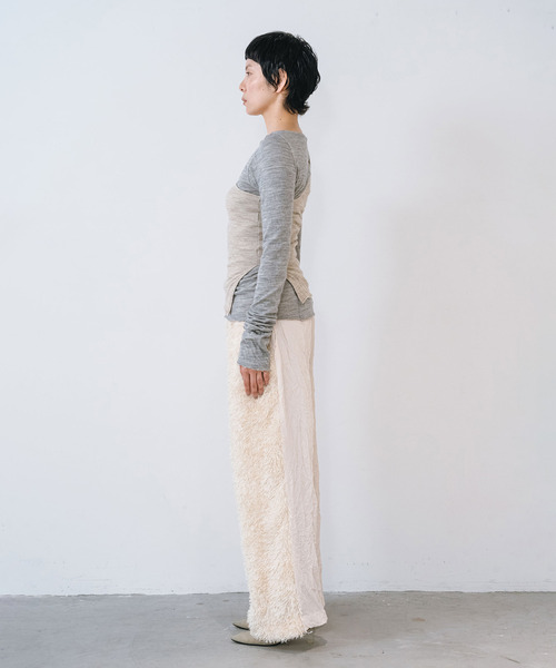 muller of yoshiokubo（ミュラーオブヨシオクボ）の「muller of yoshiokubo ミュラーオブヨシオクボ / CRINKLE JERSEY LAYER TOP クリンクルジャージーレイヤートップス / MLF26104（Tシャツ/カットソー・レディース・ベージュ/ブラック/レッド・38/36）」の9枚目の写真