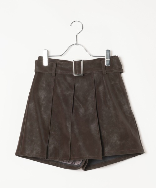 PAGEBOY(ページボーイ)の「メルトレザーショートパンツ【セットアップ対応】(その他パンツ・レディース・ダークブラウン/ブラック・FREE)」の4枚目の写真