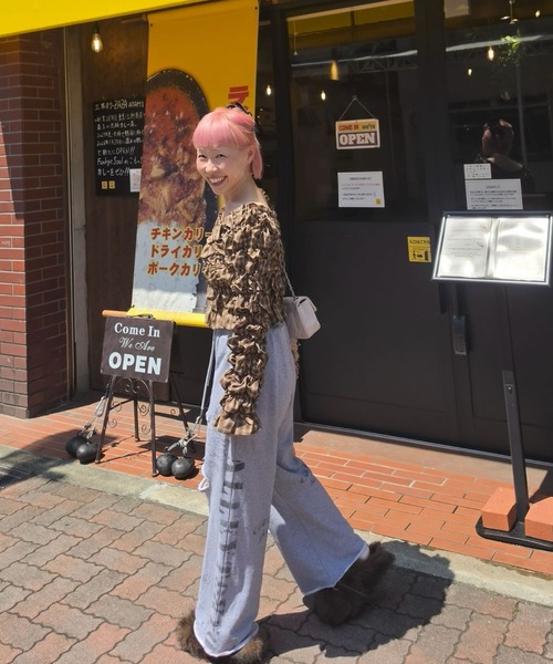 Alley Tokyo(アリートーキョー)の「くしゅっとしたブラウス(シャツ/ブラウス・レディース・ブラウン/ベージュ・FREE)」の16枚目の写真