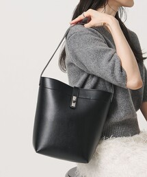 クラスプ ワンハンドル ショルダーバッグ