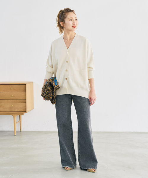 Spick & Span(スピックアンドスパン)の「メタルボタンダブルジャガードカーディガン(カーディガン/ボレロ・レディース・ブラウン/ホワイト/チャコールグレー・FREE)」の7枚目の写真