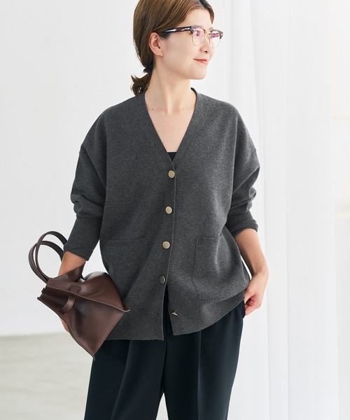 Spick & Span(スピックアンドスパン)の「メタルボタンダブルジャガードカーディガン(カーディガン/ボレロ・レディース・ブラウン/ホワイト/チャコールグレー・FREE)」の9枚目の写真