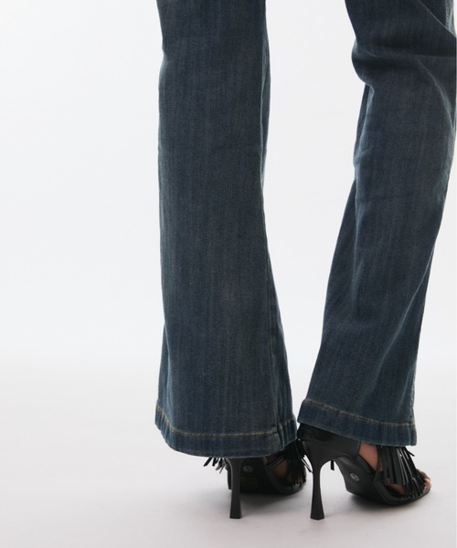 BLONDEY(ブロンディ)の「VINTAGE FADE STRAIGHT DENIM(デニムパンツ・レディース・ブルー・MEDIUM/SMALL)」の16枚目の写真