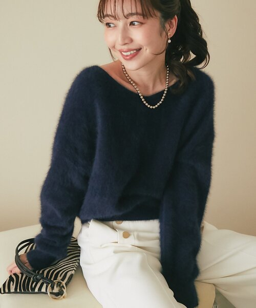 La boutique BonBon（ラブティックボンボン）の「【お気に入り総選挙3位！新色登場！】ヘアリーウールカシミヤ混前後２WAYニット（ニット/セーター・レディース・ブルー系その他/ピンク/オフホワイト/ネイビー/ライトグレー・FREE）」の3枚目の写真