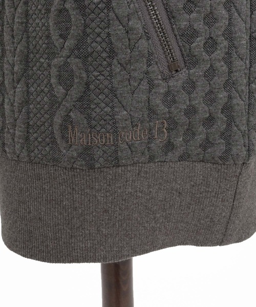Maison code 13(メゾンコードサーティーン)の「mpa4198- Cable Jacquard Hoodie パーカー(M26W-03)(パーカー・メンズ・ホワイト/チャコール/ブラック・S/M/L)」の22枚目の写真