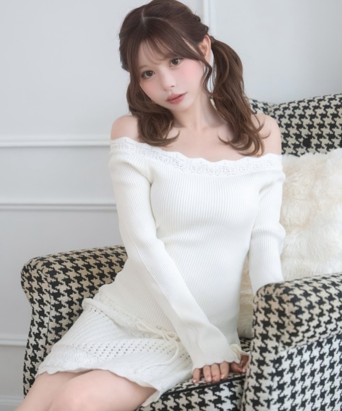 Mejoul(メジュール)の「【2026秋冬新作】ウイストリボン レース切替 リブニットタイトミニワンピース(ワンピース・レディース・ホワイト/ベージュ・F)」の2枚目の写真