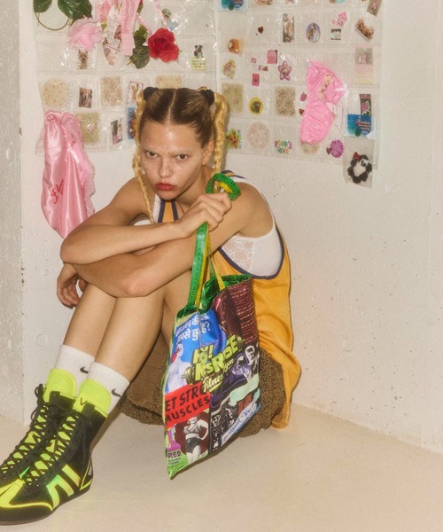 HEY!MrsROSE(ヘイミセスローズ)の「HEY! Mrs ROSE(ヘイ!ミセスローズ)Exercise Tote(トートバッグ・レディース・イエロー/ピンク・FREE)」の8枚目の写真